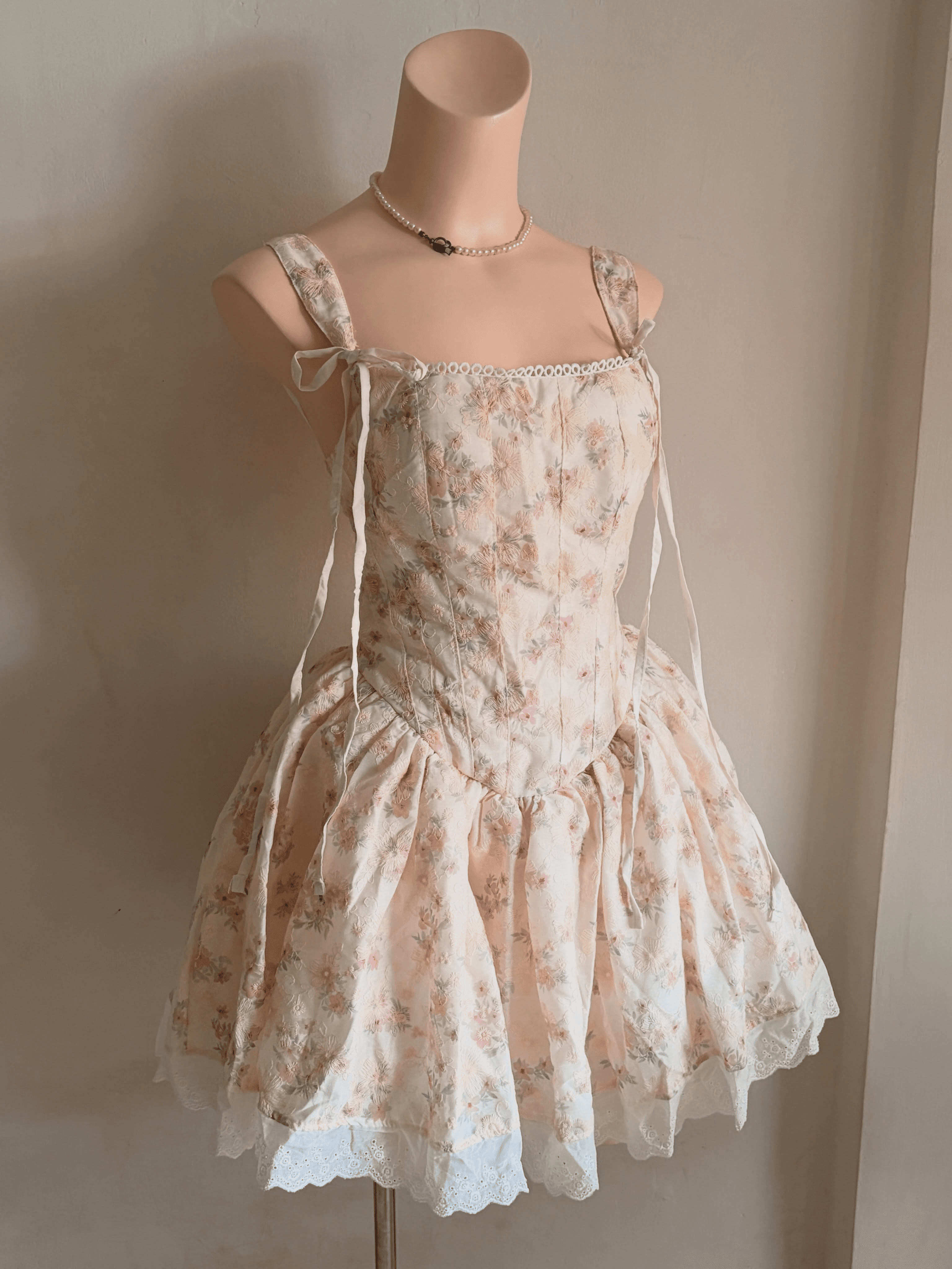Eloise view 3