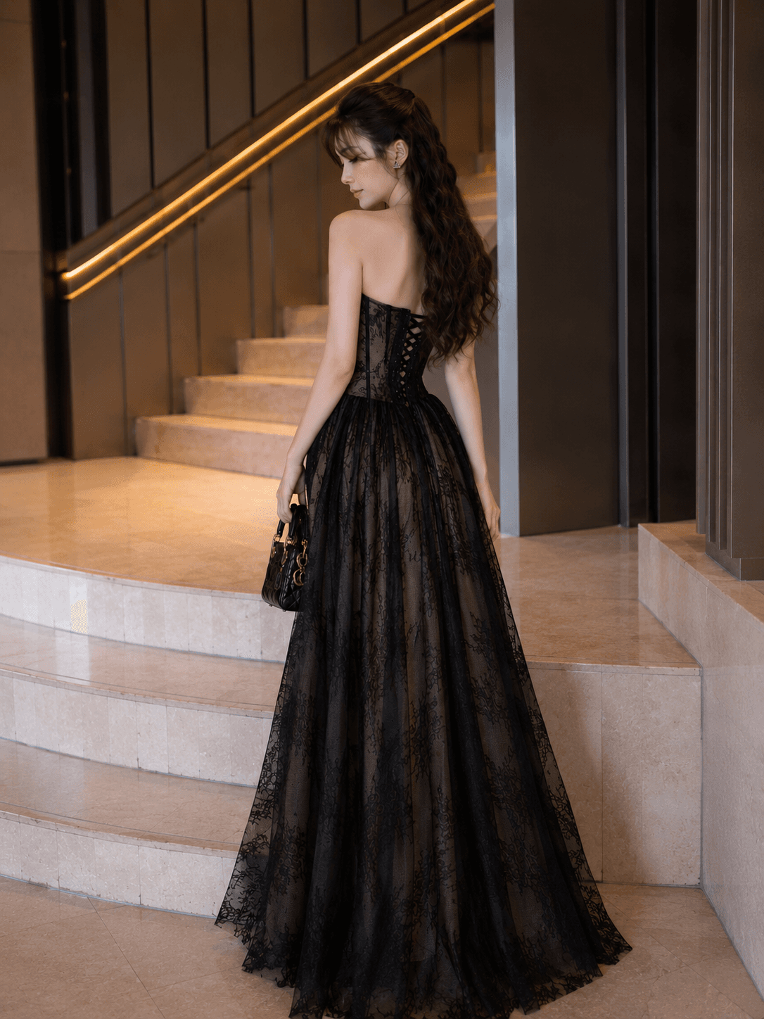 Midnight – back view